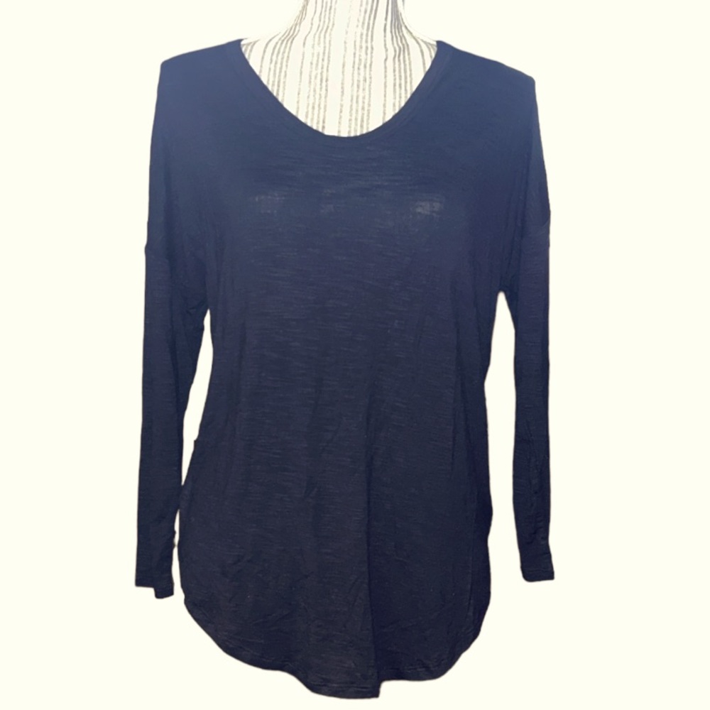 Old Navy Women’s Luxe Long Sleeve Voop Neck Tunic Tee, Black, Size XSP
